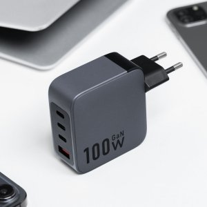 Nabíječka telefonu Forcell F-Energy GaN 3 x USB C + USB A QC4.0 PD 100W, šedá